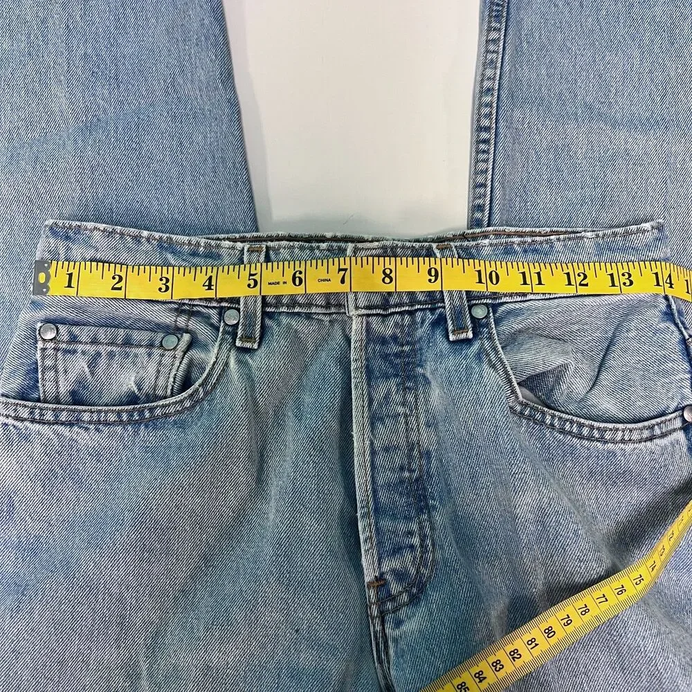 Vintage Levi's Silvertab Guys Fit Jeans Light Wash Distressed Thrashed USA 28x32